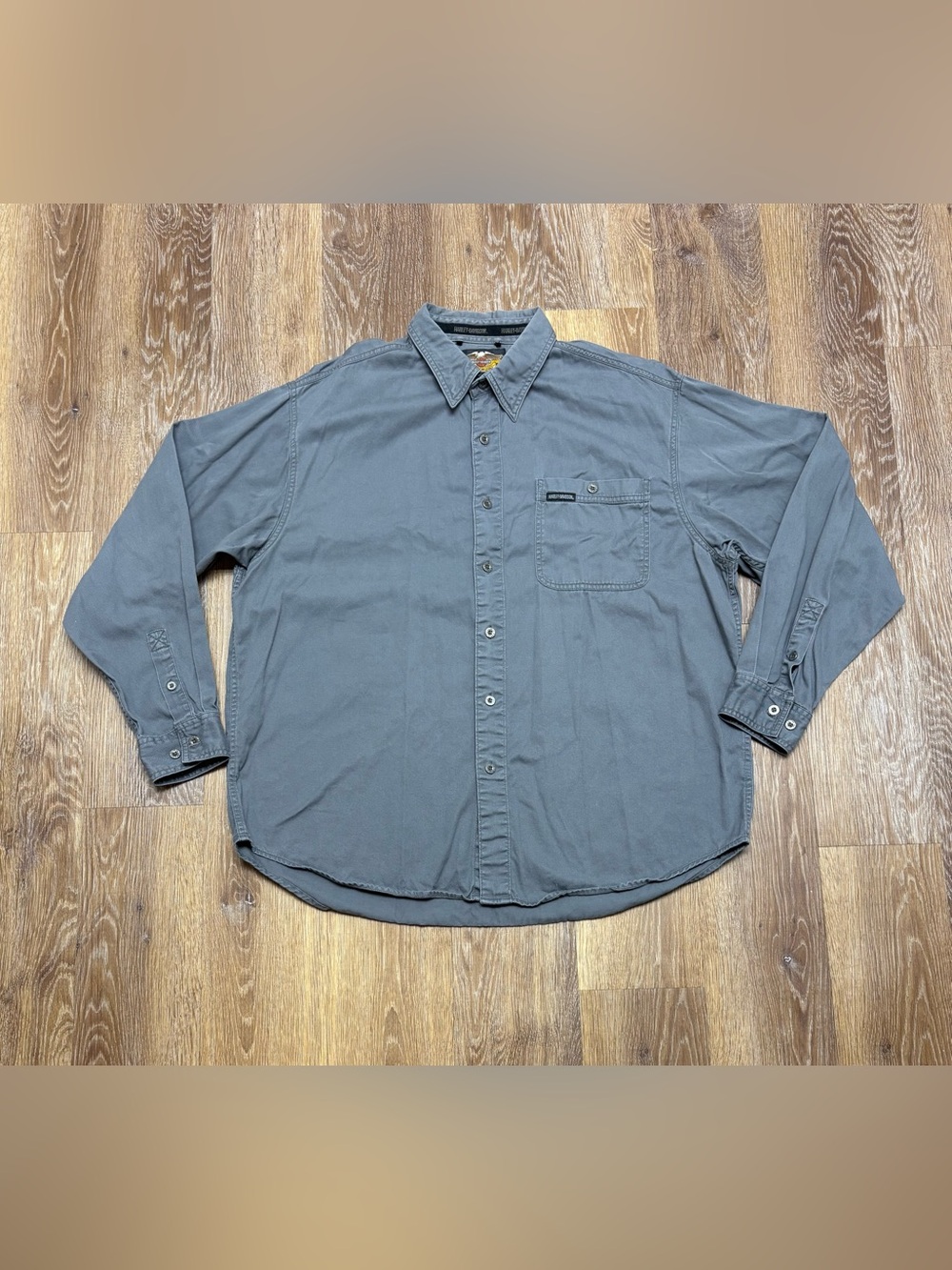 Vintage Harley-Davidson Men's Button-Down Shirt in Gray